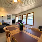 Schwedenhaus Mit Holzofen&außenkamin Auf 1400m2 * Tensbuttel-Rost