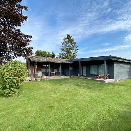 Schwedenhaus Mit Holzofen & Aussenkamin Auf 1400m2 Tatil Evi