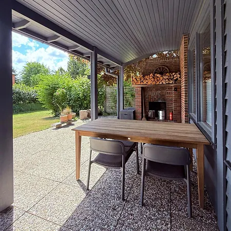 Landstudio - Schwedenhaus Mit Kamin Am Feldrand *