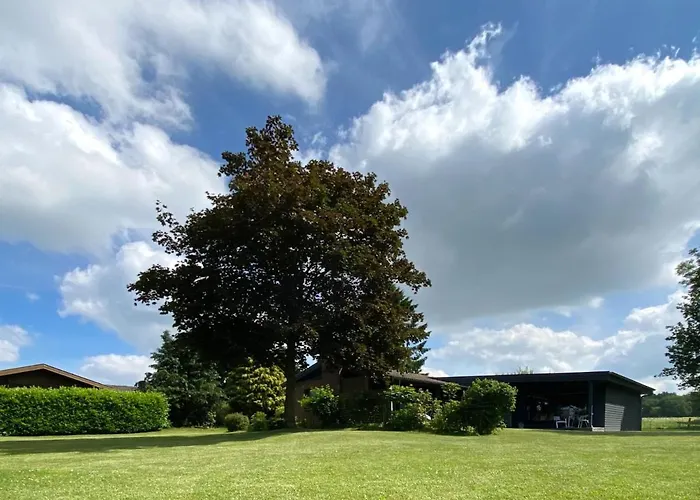 Vakantiehuis Schwedenhaus Mit Holzofen & Aussenkamin Auf 1400m2 *